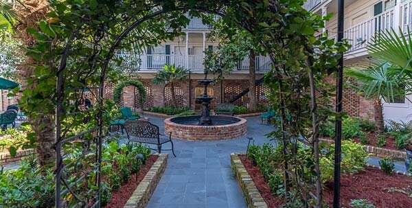 Best Western Plus French Quarter Courtyard Hotel